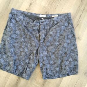 Tropical print man's shorts 38